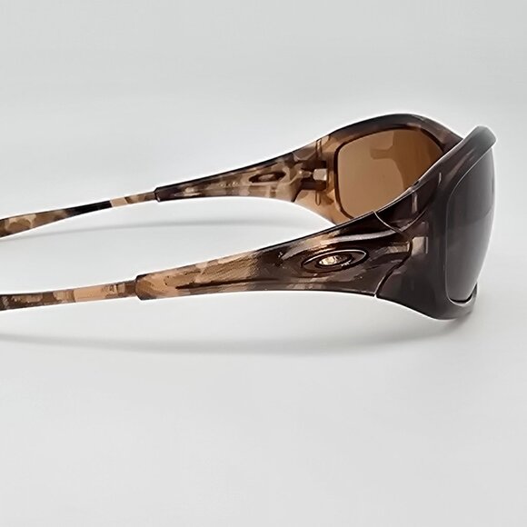 *SOLD* Oakley OO9091-03 Encounter Topaz Tortoise Frame Dark Bronze Lens Sunglass - Picture 5 of 14